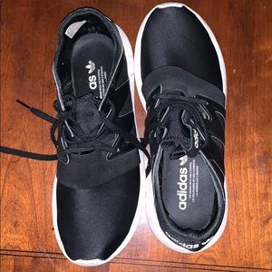 size women’s 8 adidas shoes